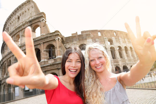 friends holiday to Rome, Colosseum